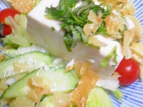 豆腐とシソのサラダ